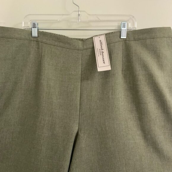 Alfred Dunner Straight Leg Pants Sage 24W NWT - Picture 3 of 6